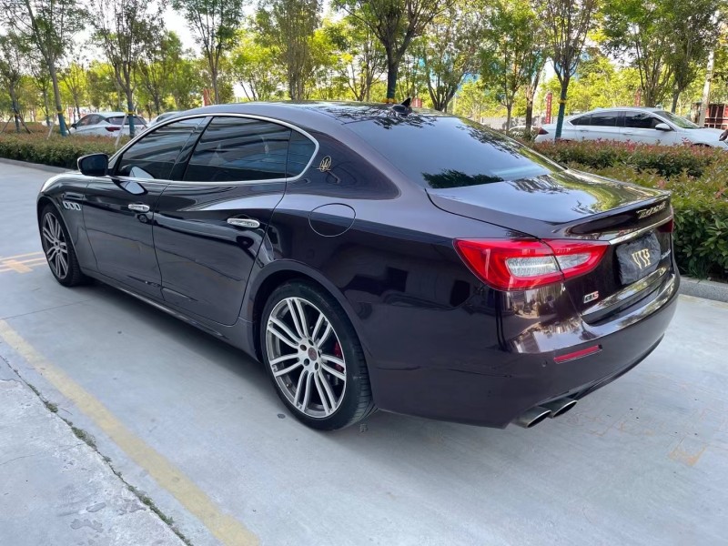 济宁17年玛莎拉蒂总裁6