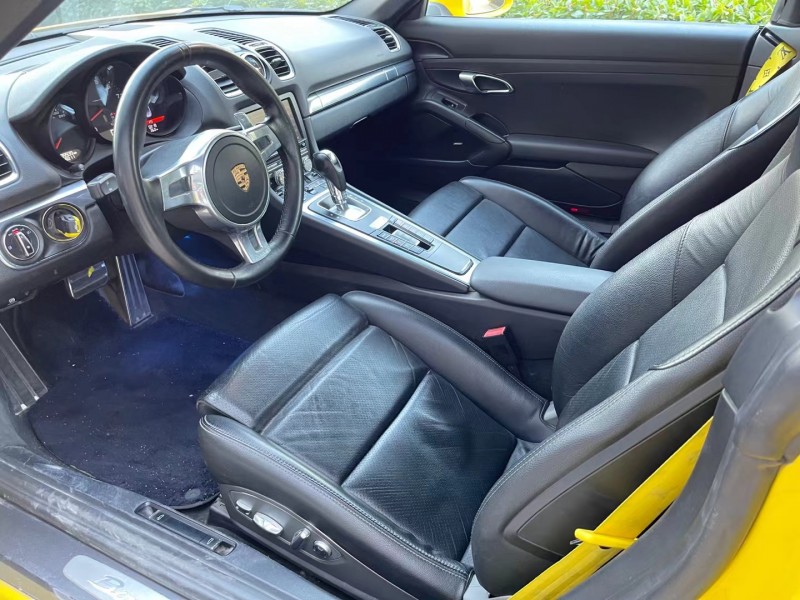 济宁14年保时捷7187