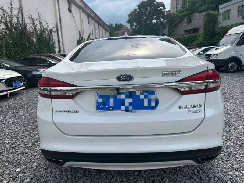 重庆18年福特蒙迪欧8