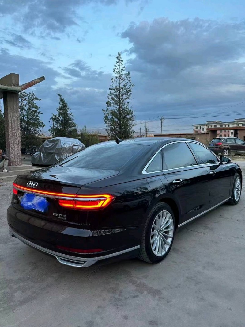 保定18年奥迪A8L3