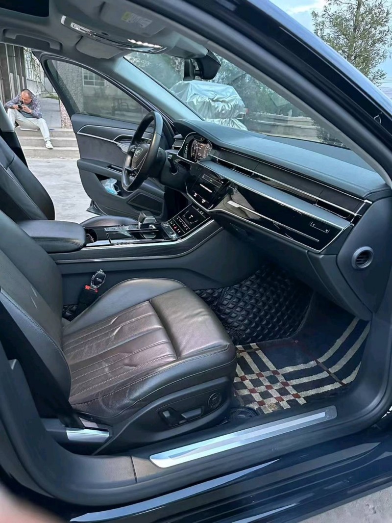 保定18年奥迪A8L7