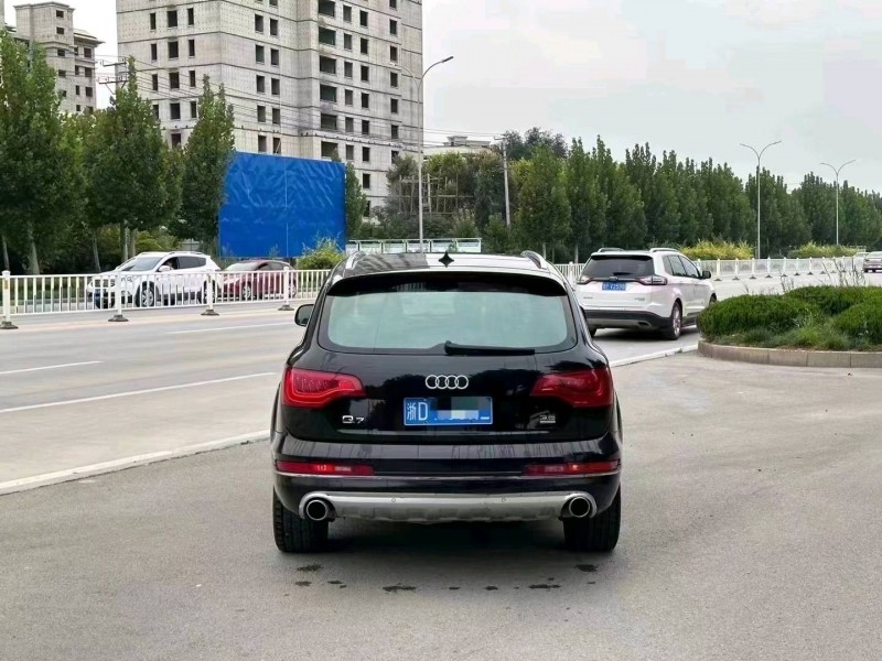 聊城10年奥迪Q79