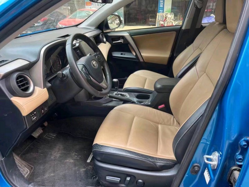 珠海16年丰田RAV4荣放8