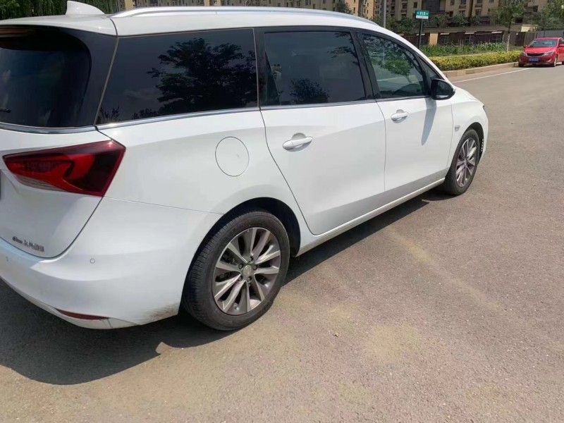 临沂22年别克GL67