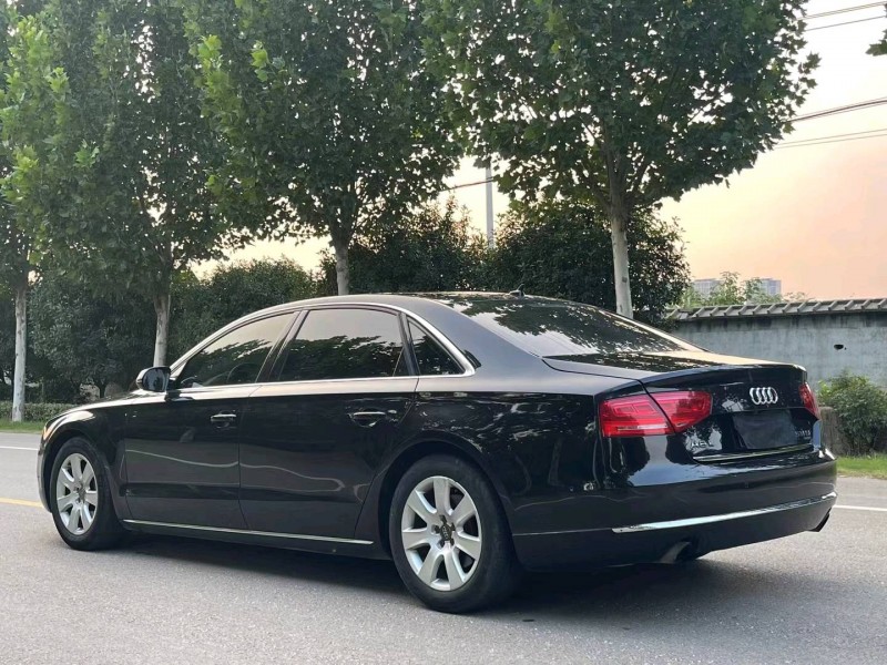 徐州12年奥迪A8L6
