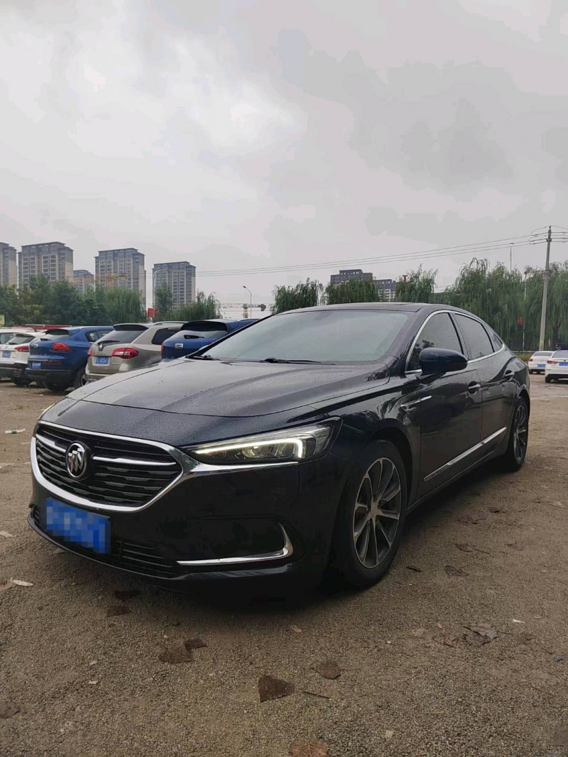 菏泽20年别克君越2