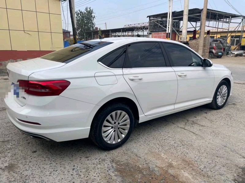 保定19年大众朗逸4