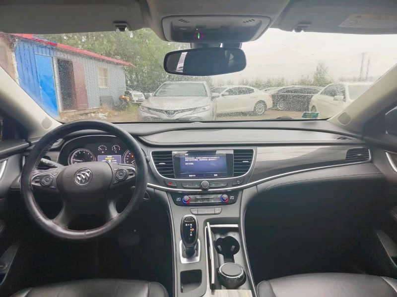 菏泽20年别克君越6