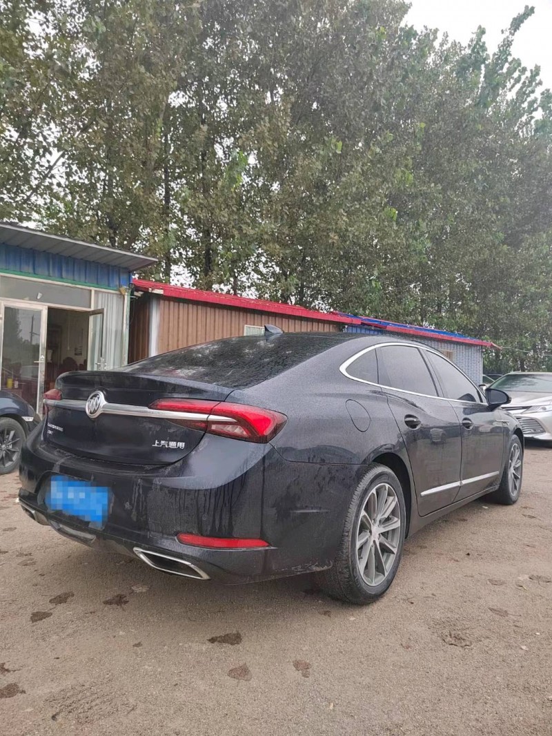 菏泽20年别克君越8