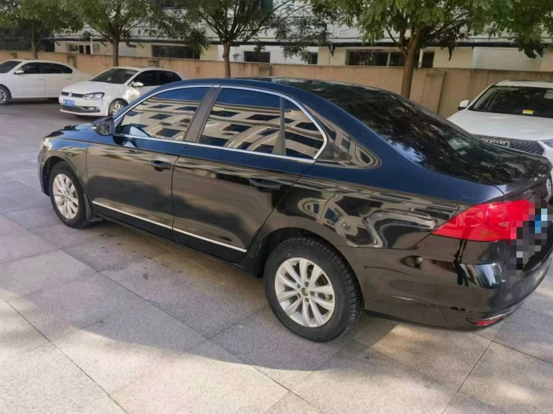 保定16年大众宝来5