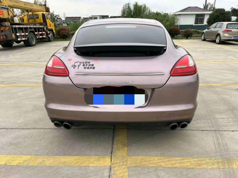 常州12年保时捷帕拉梅拉2