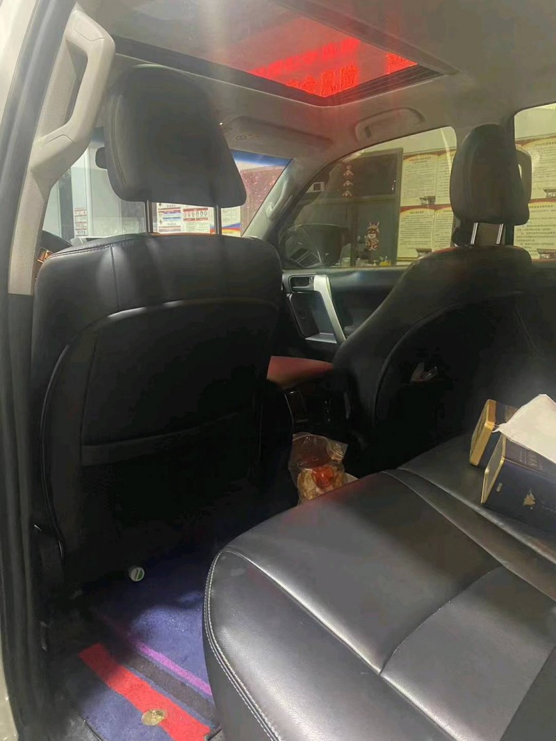 佛山17年丰田普拉多8