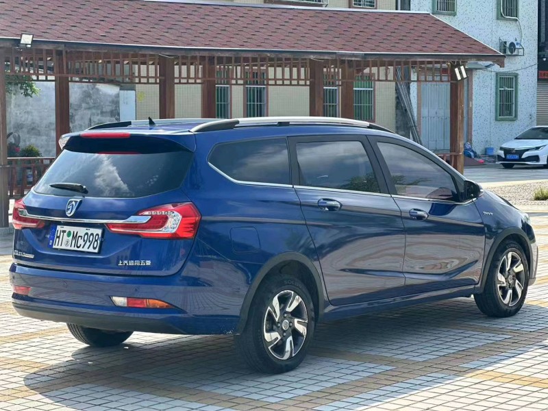 汕頭19年寶駿3108