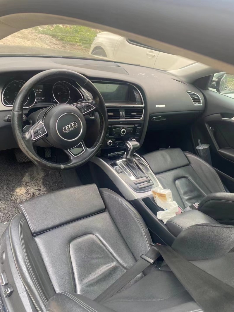 济宁13年奥迪A56