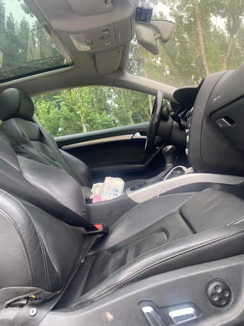 济宁13年奥迪A58