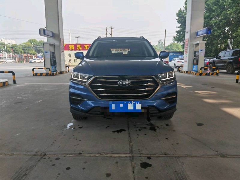 保定19年SWM斯威汽车G011