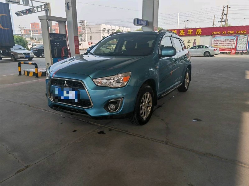 保定14年三菱劲炫3