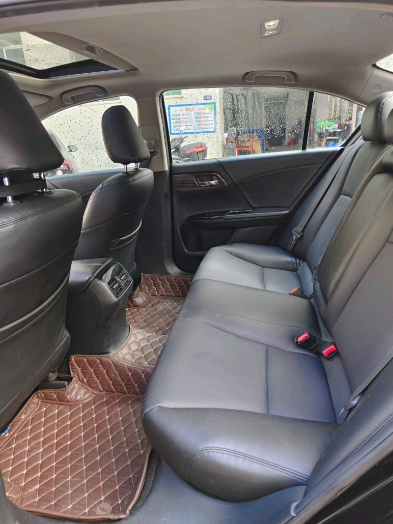 广州16年本田雅阁5