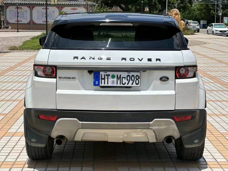 汕头13年路虎极光9