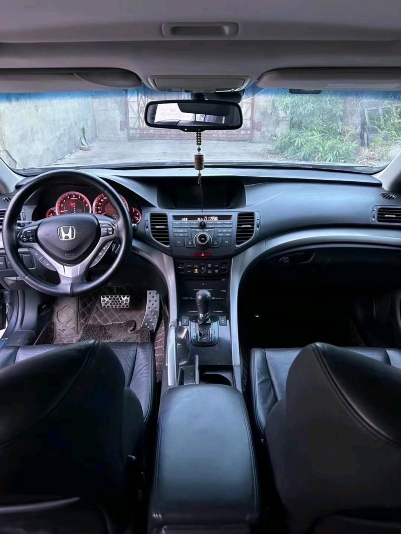 枣庄13年本田思铂睿4
