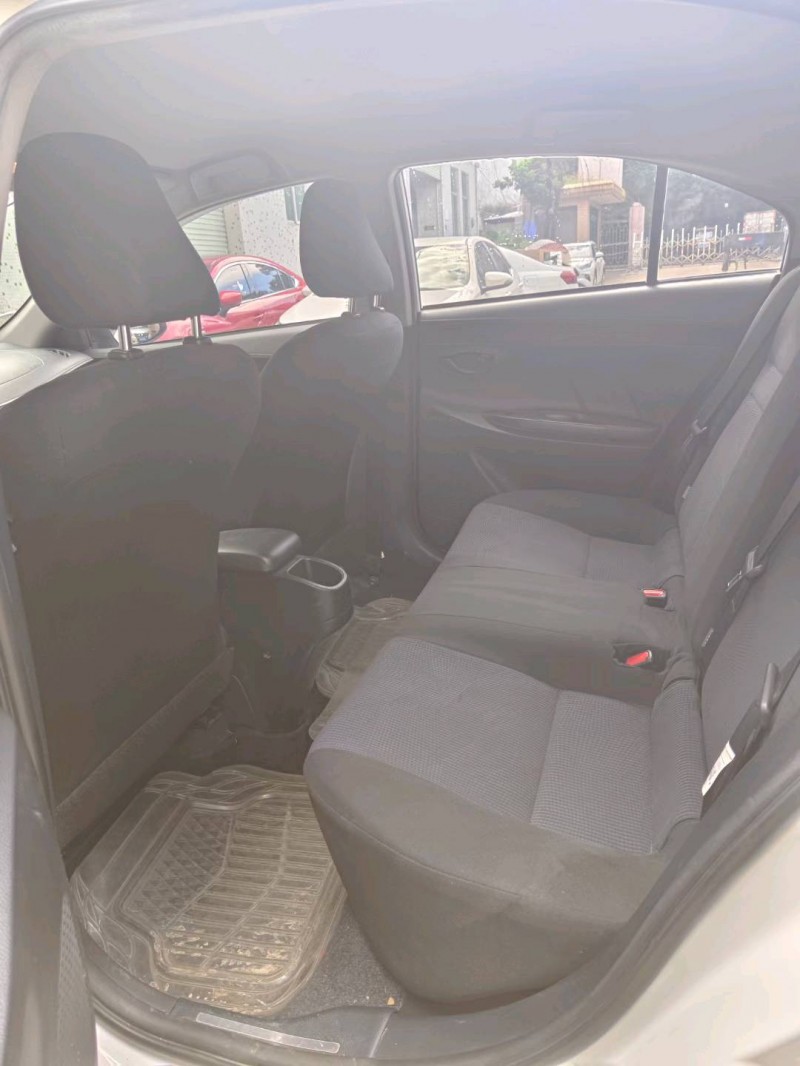 广州17年丰田YARiS L 致享5