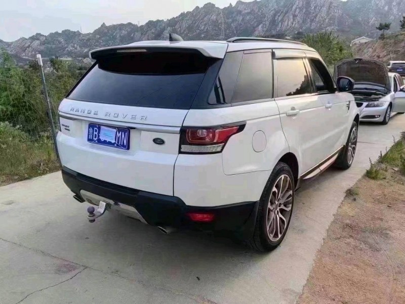 枣庄17年路虎揽胜3