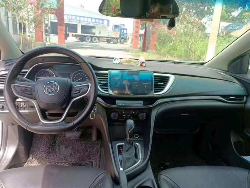 珠海18年别克英朗7