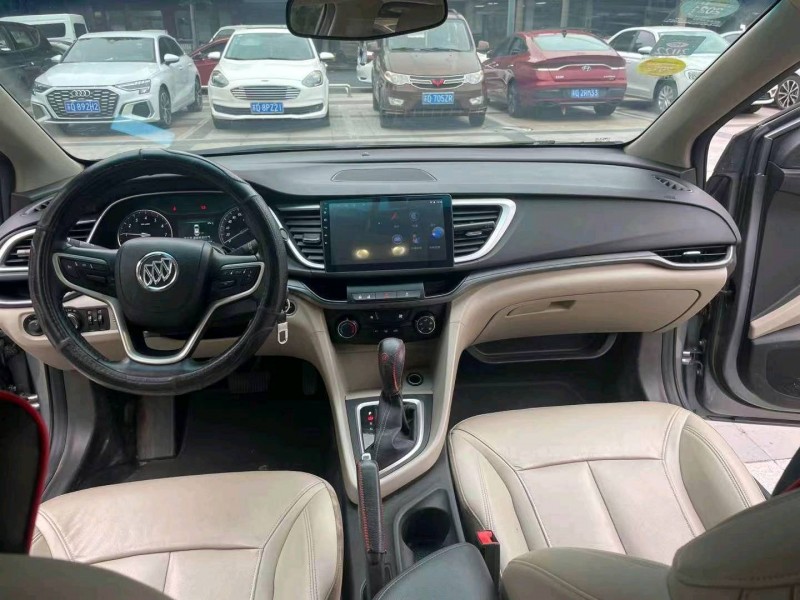 常州18年别克英朗2