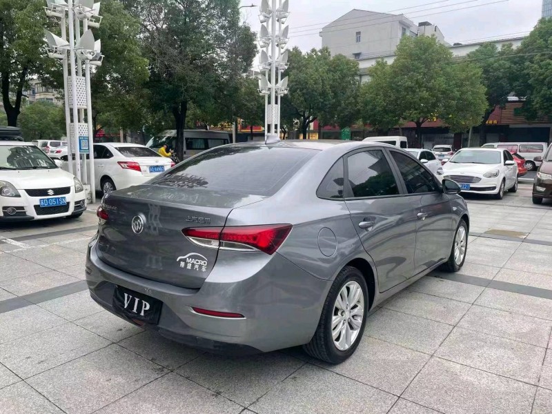 常州18年别克英朗4