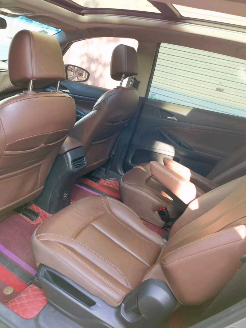 枣庄18年别克GL65