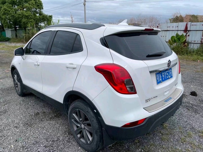 珠海17年别克昂科拉7