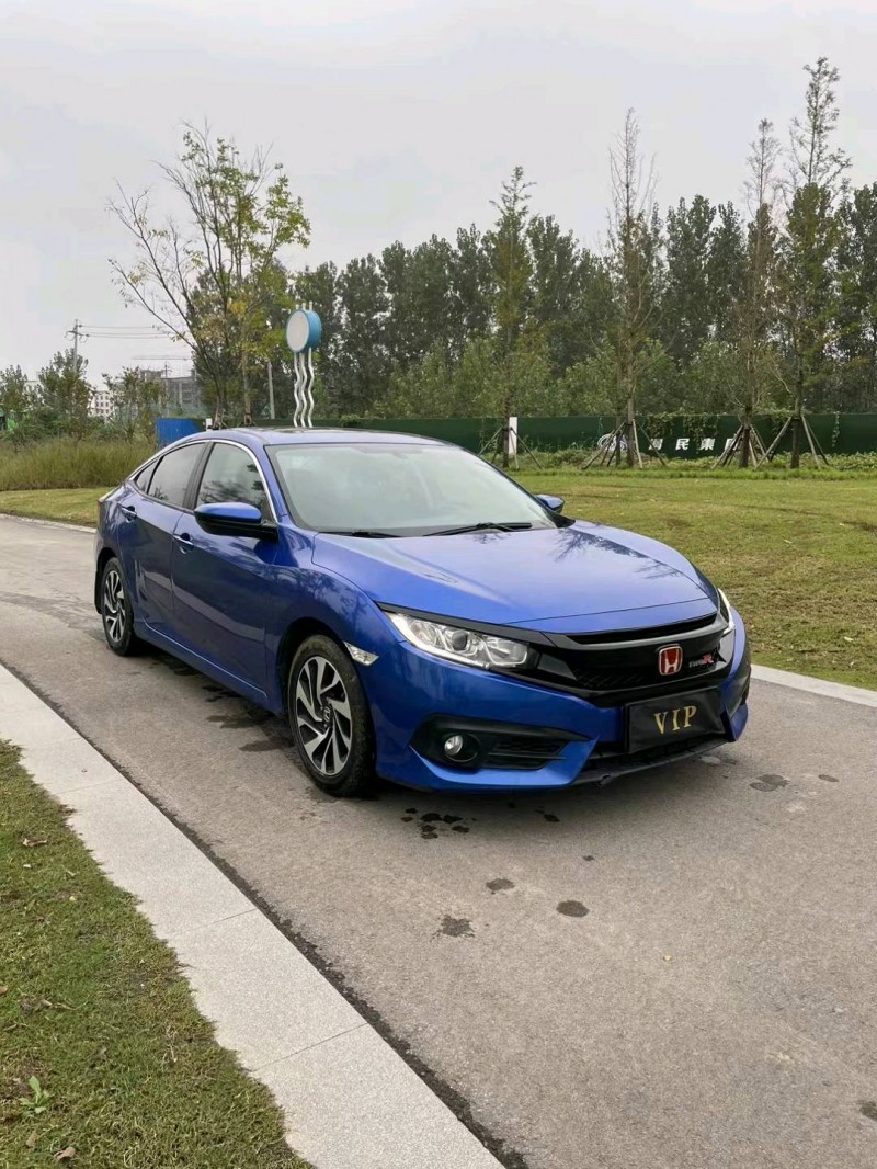 宿迁18年本田思域2