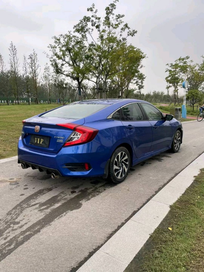 宿迁18年本田思域4