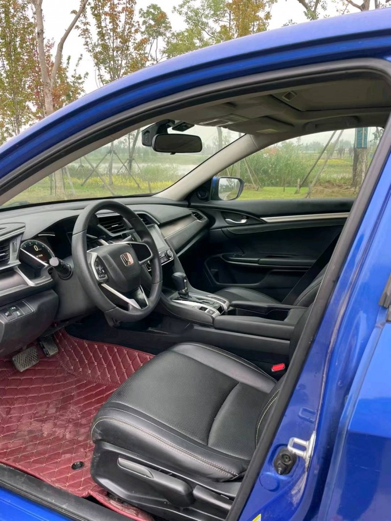 宿迁18年本田思域7