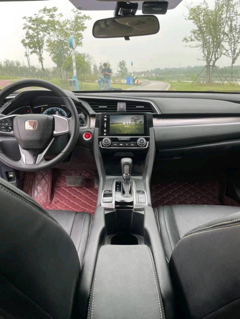 宿迁18年本田思域9