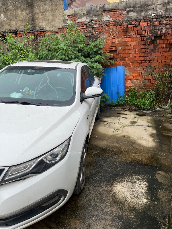 武汉17年吉利帝豪GL8