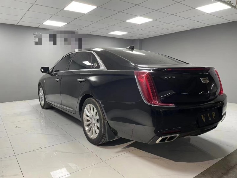 成都18年凯迪拉克XTS5