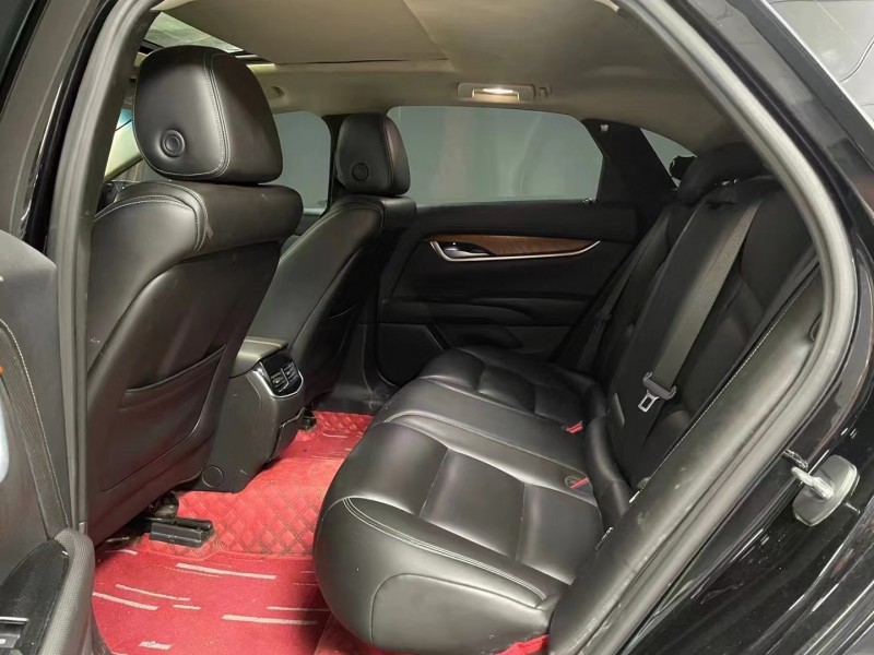 成都18年凯迪拉克XTS8