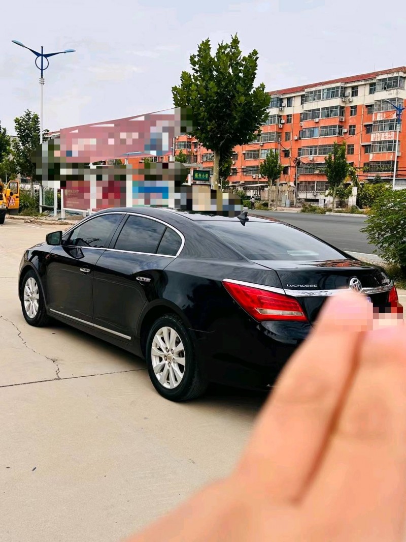 聊城15年别克君越8