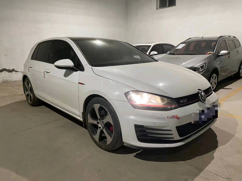 保定16年大众高尔夫5