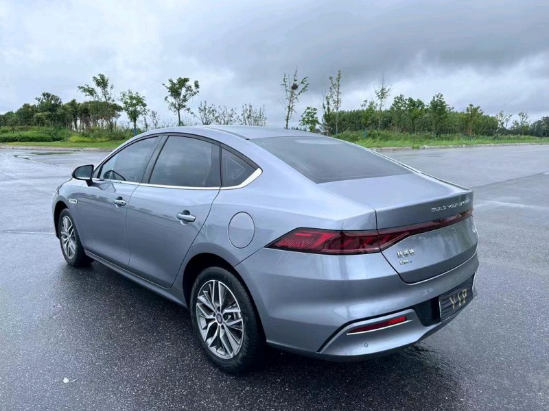 盐城22年比亚迪秦8