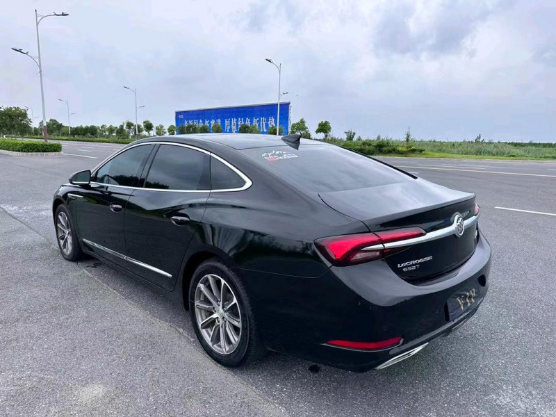 盐城21年别克君越8