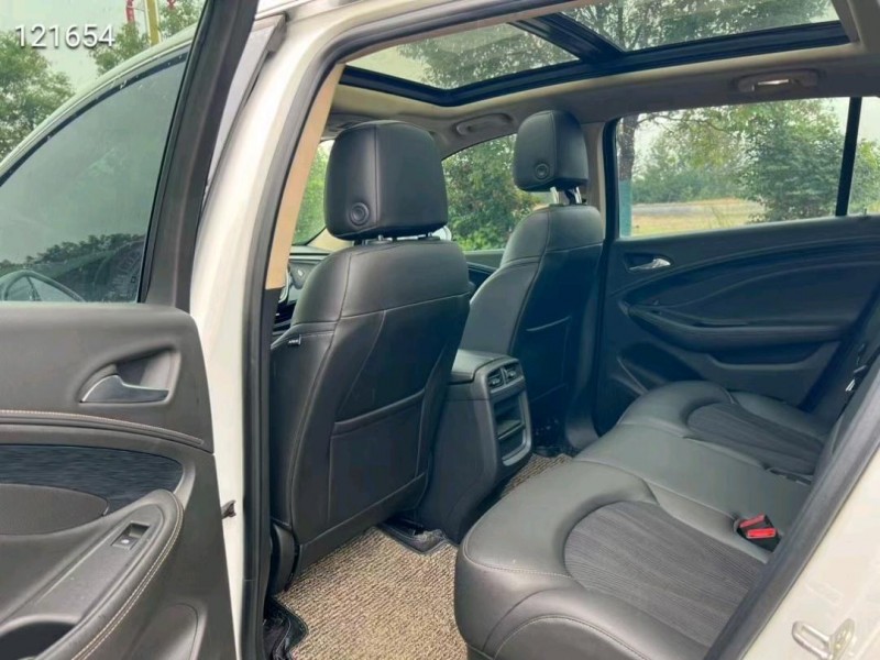 常州17年别克昂科威5