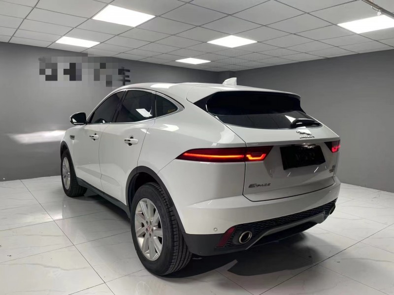 成都20年捷豹E-PACE7