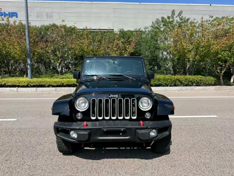 盐城17年Jeep牧马人1