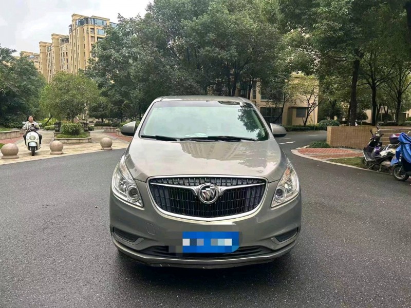 嘉兴18年别克GL81