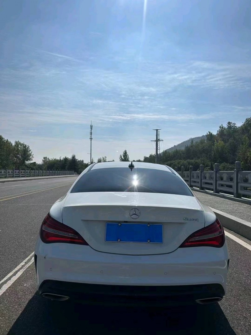 枣庄17年奔驰CLA6