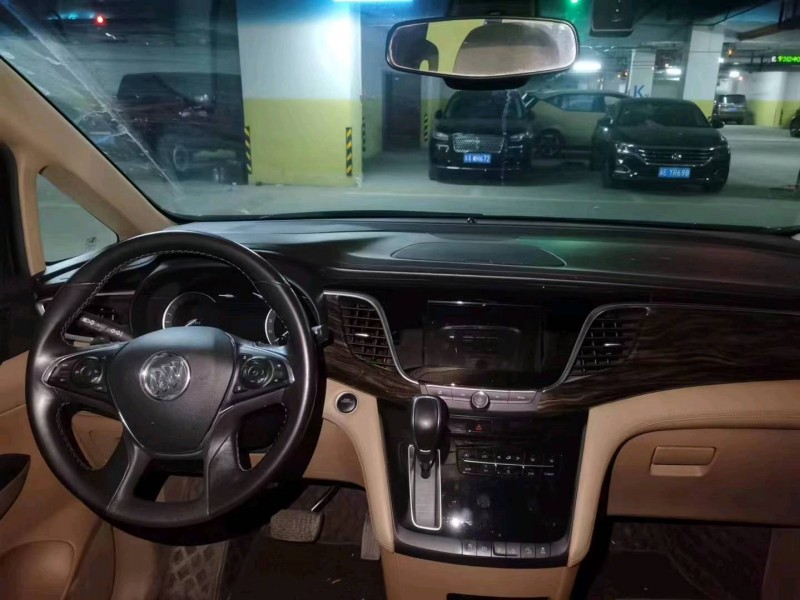 石家庄17年别克GL86