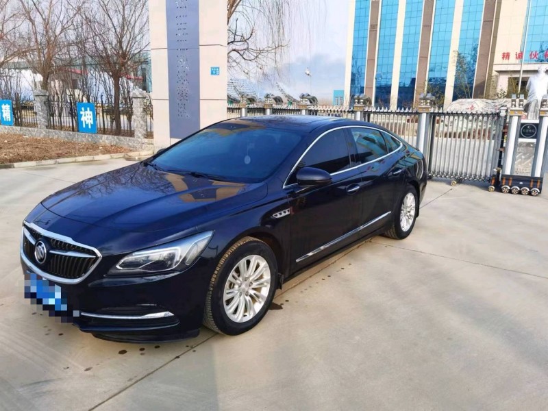 保定18年别克君越2