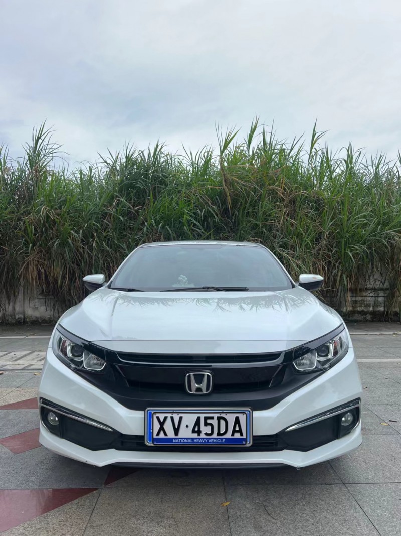 东莞21年本田思域1